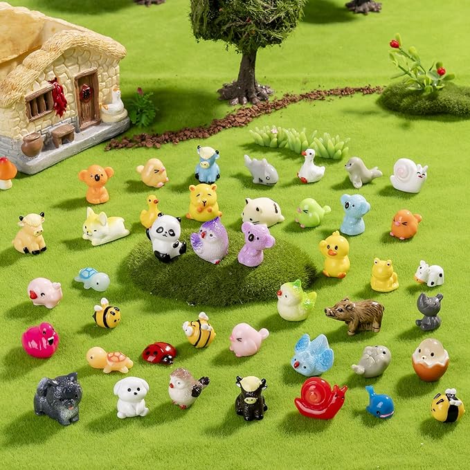 42 Pcs Mini Resin Animals Figures Animals Figurines for Desk Pets Charms, Animal Figurines, Cute Mini Animals for Decoration and Hiding