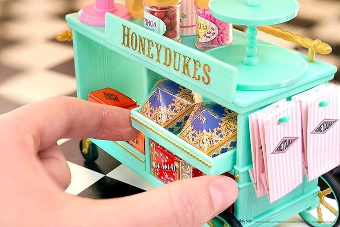 MGA's Miniverse Make It Mini Honeydukes Trolley Harry Potter Mini Collectibles, 50+ Pieces, DIY, Resin Play, Replica Food, NOT Edible, Collectors, 8+