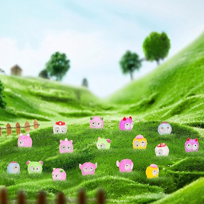 40 PCS Luminous Tiny Things for Crafts Dollhouse Fairy Garden Decor Miniature Figurines Resin Animal for Car Mini Resin Animals for Micro Landscape Plant Pots
