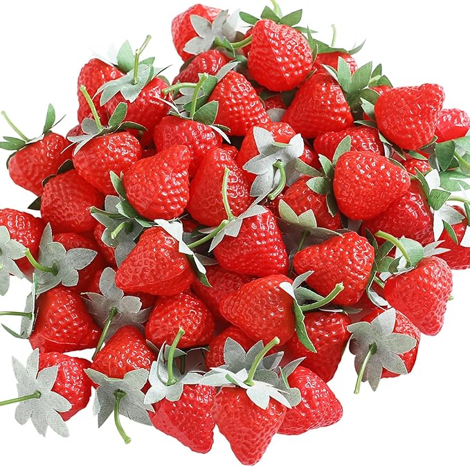 60 Pieces Fake Strawberries Décor, Fake Fruit Artificial Strawberry Kitchen Décor, Plastic Strawberry Party Decorations, Realistic Fake Food Lifelike for Display Photography Props