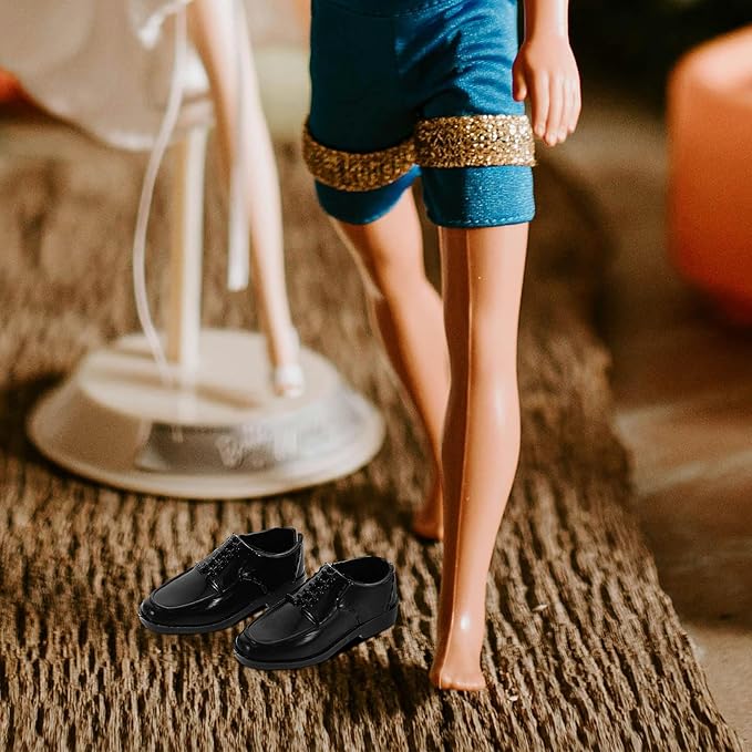 ERINGOGO 10 Pairs Miniature Black Doll Shoes for Scale Dolls Charming Design for Dollhouse Games and Micro Landscape Decorations Easy Swap