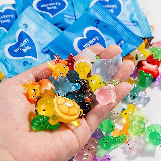 100 Pcs Glow in The Dark Mini Resin Animals,Mystery Blind Bags Bulk Assortment with Tiny Miniature Figurines for DIY Crafts,Fairy Garden Decor,Dollhouse Accessories,Party Supplies