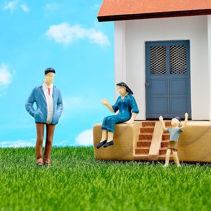 Lewtemi 28 Pcs 1: 25 Scale Miniature People Figurines Mini Architectural Plastic Small Dollhouse Figures Tiny Painted Model Train People for Projects Diorama Villiage