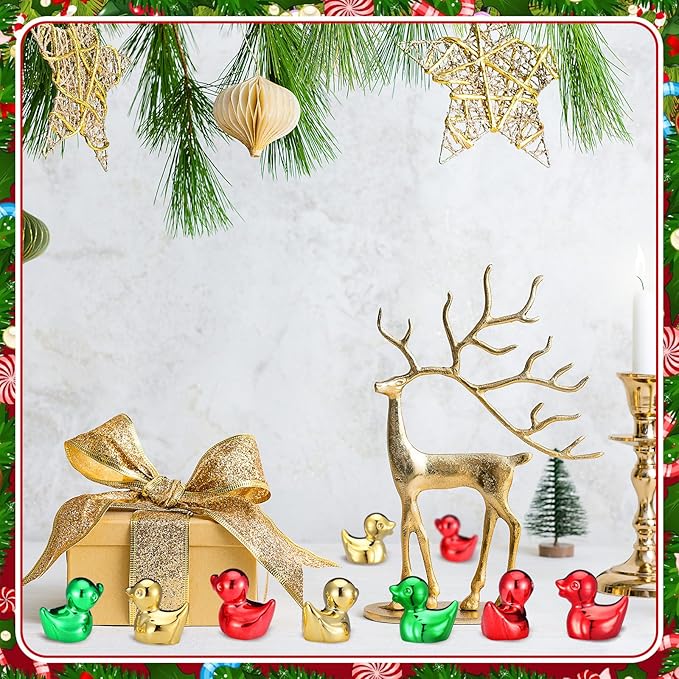 100 Pcs Shiny Christmas Mini Duck Figures Colorful Christmas Duck Decor Micro Landscape Aquarium Garden Hide and Seek Decoration Charm for Party Gift(Gold, Red and Green)