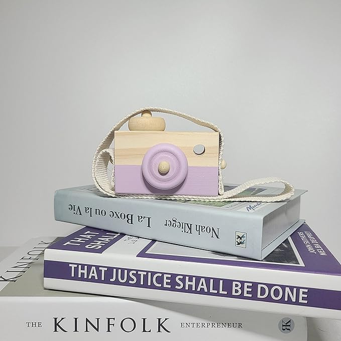 Cynzia Baby Wooden Mini Camera Toy, Kid Cute Mini Sharpe Toy Neck Hanging Photographed Props for Toddlers Children Kids' Room Hanging Decor Gift (Purple)