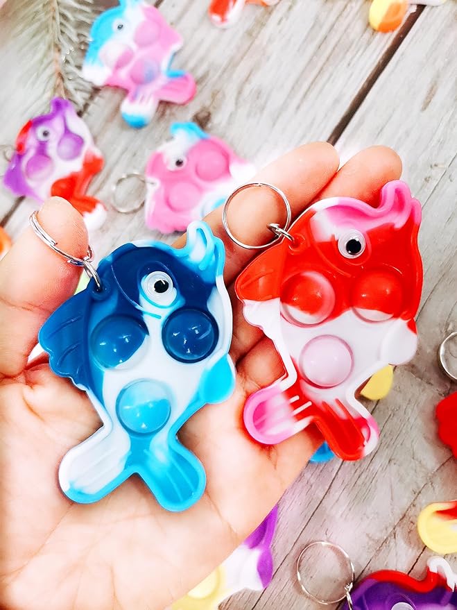 20 Packs Bulk fish Mini Pop Fidget Key Chain，Birthday Party Favors Supplies and Classroom summer Student Gifts