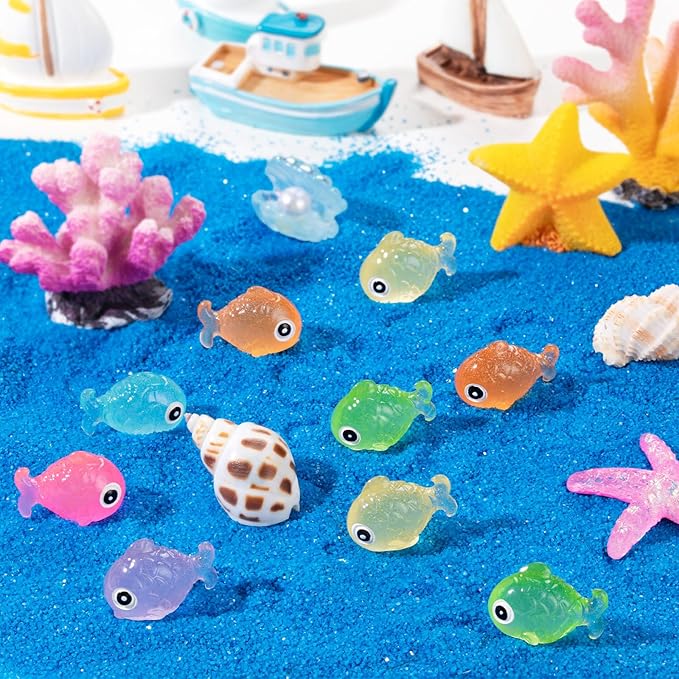 LHSYFBZ 96Pcs Luminous Mini Resin Fish, Miniature Glow in Dark Fish Figurines for Garden, Aquarium, Dollhouse Decor & Crafts