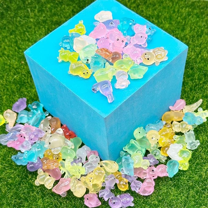 Cayway Mini Resin Animals 100 PCS Miniature Animals Glow in The Dark for Miniature Fairy Garden Decoration Accessories Micro Landscape