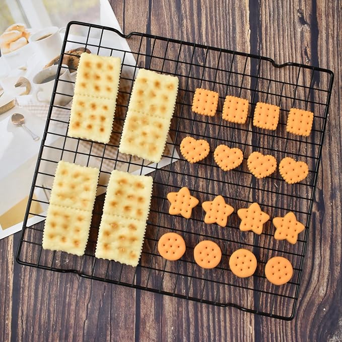 Fake Cookies, 20Pcs 5 Styles Artificial Baked Biscuits Simulation Realistic Crackers Dessert Food for Home Kitchen Shop Display Photography Props
