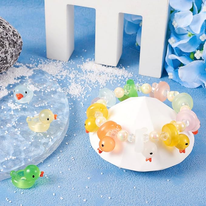 Beadthoven 50pcs Glow in The Dark Duck Beads Resin Large Hole European Beads Luminous Tiny Duck Animals Figures for Bracelet Necklace Keychain Crafts Jewelry Making Supplies