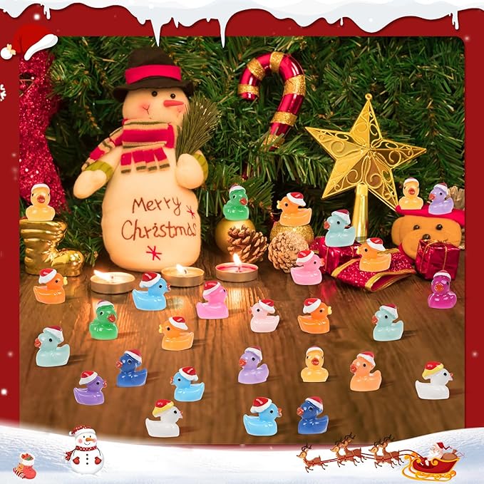 160 Pcs Small Christmas Ducks with Santa Hat, Mini Resin Ducks Little Plastic Duck for Xmas, Dollhouse Accessories, Micro Landscapes, Fairy Garden Home Decorations