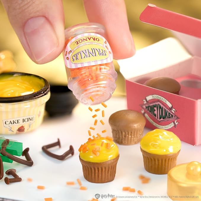 MGA's Miniverse Make It Mini Honeydukes Harry Potter (2 Pack) Mini Collectibles, Mystery Blind Packaging, DIY, Resin Play, Replica Food, NOT Edible, Collectors, 8+