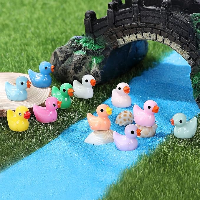 220 Pieces Mini Resin Ducks Tiny Duck for Garden Micro Landscape Ornament Dollhouse Prank Christmas Falloween Birthday Party Favors DIY Decoration Craft (11 Colors)
