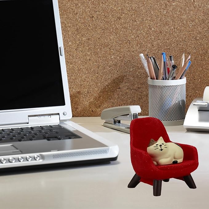 Refintural Miniature Cat Figurines with Small Sofa - Resin Mini Cat Figures, Kitten Miniature Desk Accessories - Perfect Cute Cat Gift for Cat Lovers (Red Sofa)