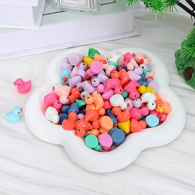 GADIEDIE130Pcs Multicolor Mini Resin Ducks,Miniature Duck Figures Landscape Decorations for Home Hide Prank Game Dollhouse Decor,Garden Aquarium Potted Ornament,School Handmade