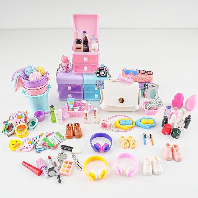 118Pcs Dollhouse Mini Jewelry Storage Case Cosmetic Hand Bag Towel Bathroom Set Accessories Toothbrush Shampoo Purse Decor Doll Backpack Girl Micro Scene Ature Makeup Shoes Glasses Money Mask DIY