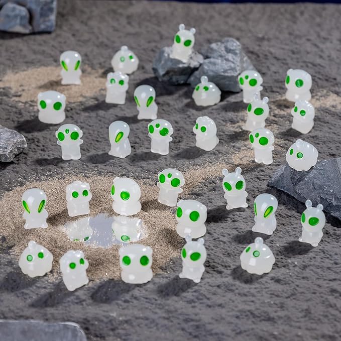 30pcs Mini Resin Alien Variety Tiny Alien Figures Miniature Little Small Animals Figurines Bulk for Micro Fairy Garden Landscape Accessories Hide Crafts Decor Aquarium