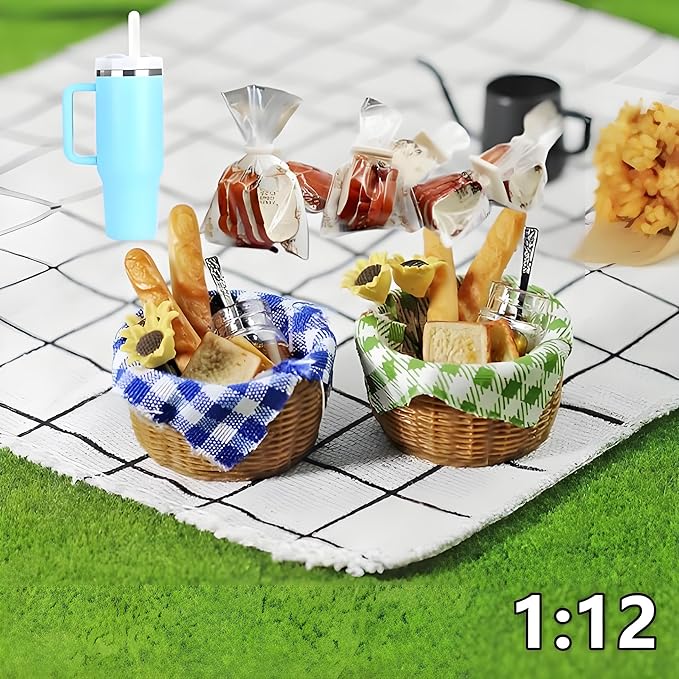 2Pcs Miniature Drink Cup & Toast Set – Realistic1/12 Scale Dollhouse Tumbler with Detachable Lid & Straw for DIY Dollhouse,Fairy Garden,Office,Desktop Decoration,Collectible Mini Ornaments（Light Blue）