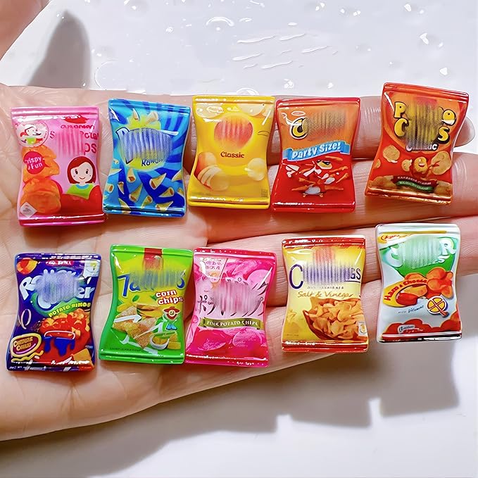 Miniature Snack Bag Set, 10-Piece Plastic Dollhouse Decor Accessories, Multicolor Display Pieces, for Hobbyists & Collectors