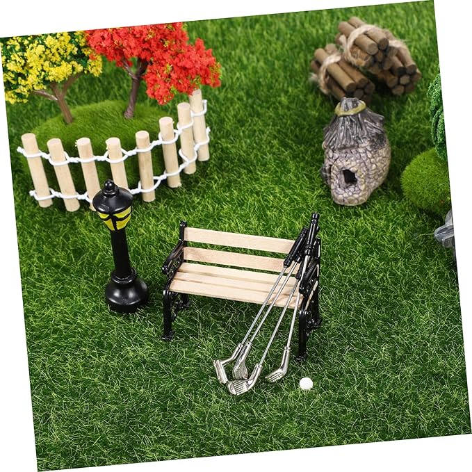 JOINPAYA 1Set Scale Miniature Golf Clubs Balls Realistic Dollhouse Accessories for Mini House Decor for Friends Material