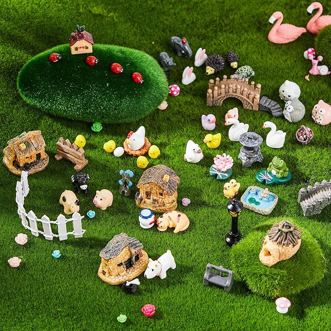200 Pcs Miniature Garden Accessories, Including Animals, Mini Houses and DIY Dollhouse Decoration, Miniature Figurines, Micro Landscape Ornaments, Garden DIY Kit