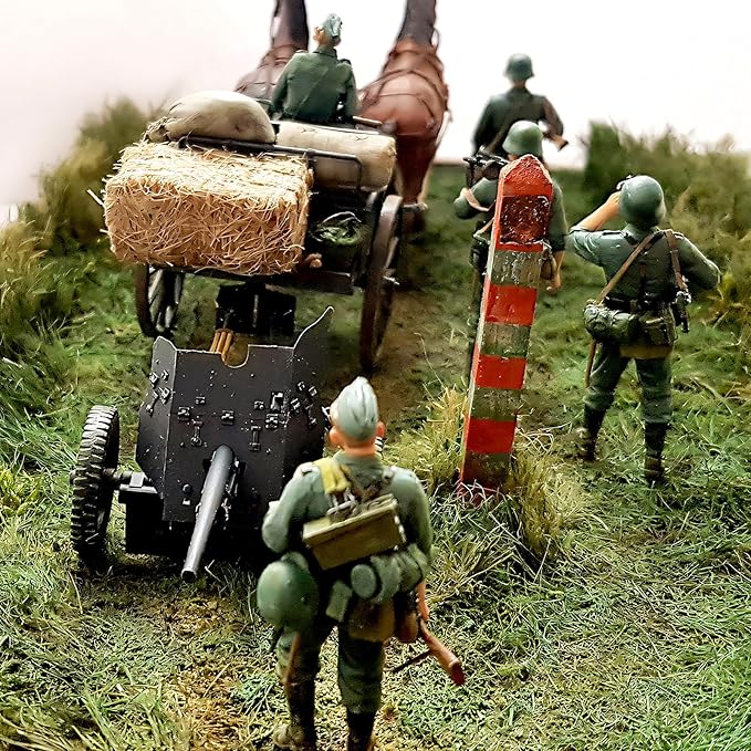 Warmtree 20 Pcs Static Grass Bushy Tufts Lowland Shrubs Scenery DIY Miniature for Train Landscape Railroad Scenery Sand Military Layout Model War Gaming Terrain (Autumn Green)