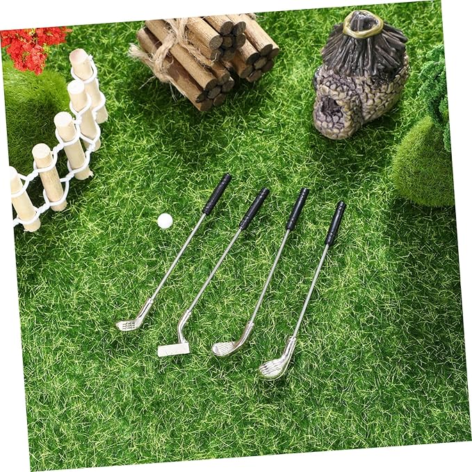JOINPAYA 1Set Scale Miniature Golf Clubs Balls Realistic Dollhouse Accessories for Mini House Decor for Friends Material