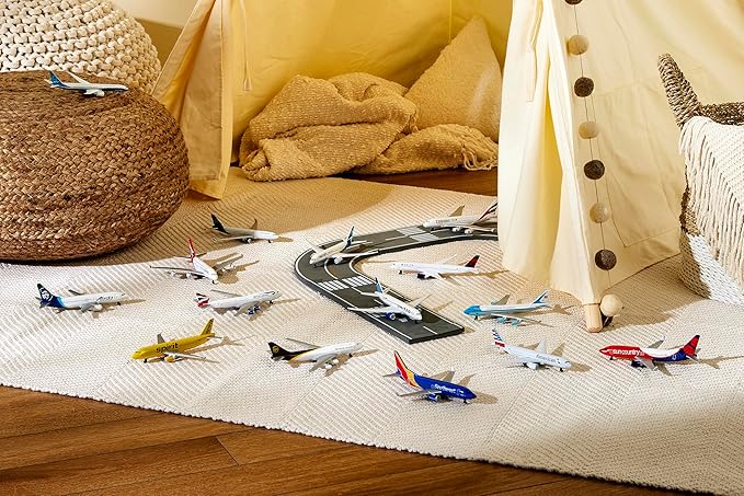 Daron Qantas Single Plane, White, Medium