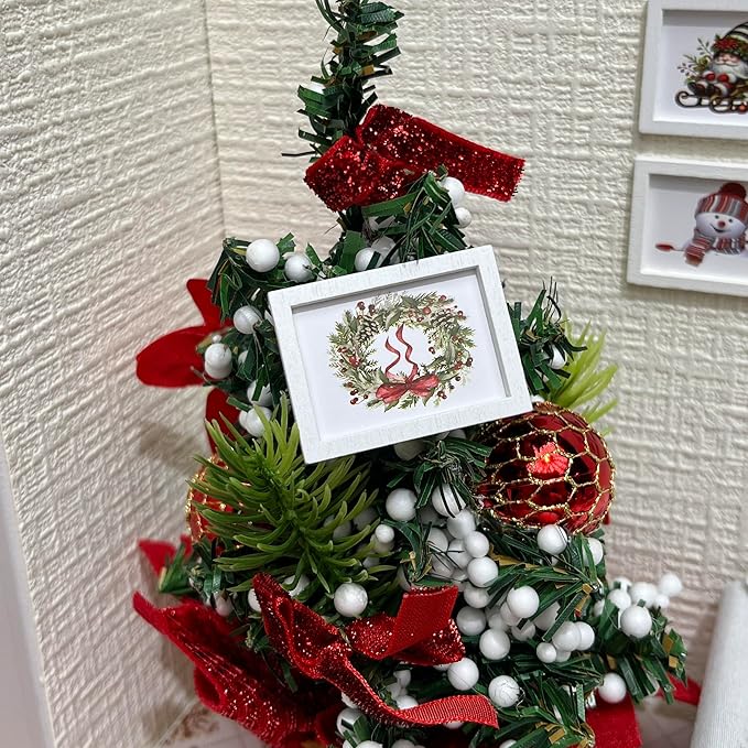 SAMCAMI Miniature Dollhouse Accessories Christmas, Mini Wall Art, 1/12 Scale Accessories, Dollhouse Miniatures, 8 Pieces