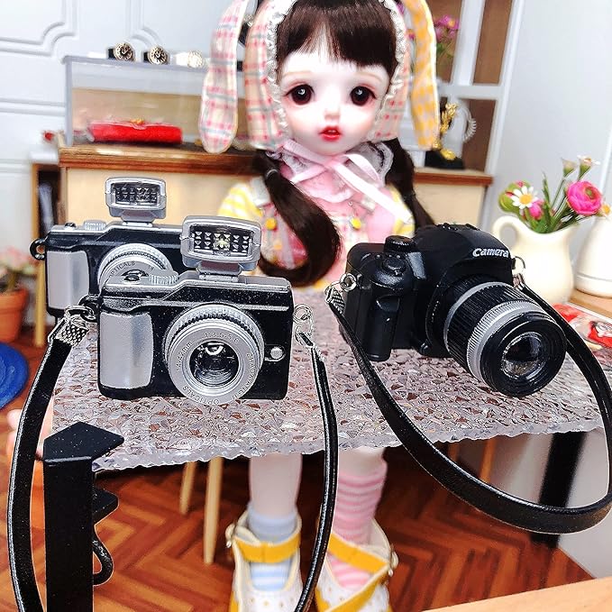 4 Pcs Miniature Camera 1:4 Scale Mini SLR Camera Prop Ornament Vintage Camera Model Mini Decoration Accessories Photography Props